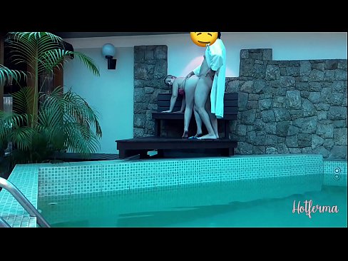 ❤️ Il capo invita la cameriera alla piscina, ma non poteva resistere a un caldo Solo pornoal it.amourpassionfever.ru ❌